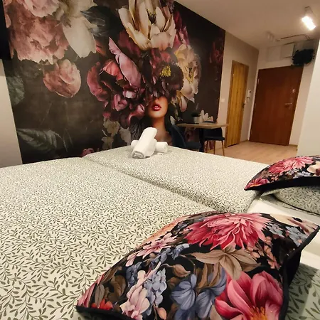 Amamolto Gardens - Włoskie Apartament *